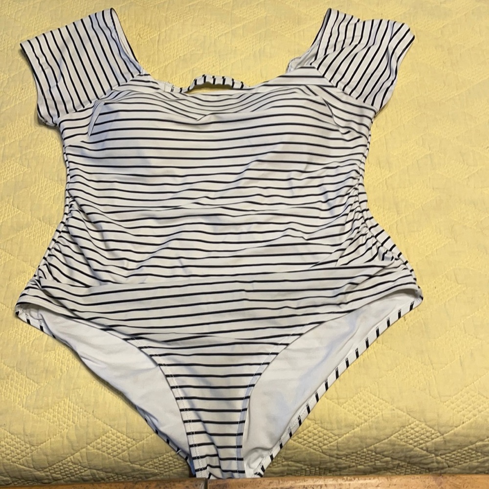 Meet Curve 2X bathing suit